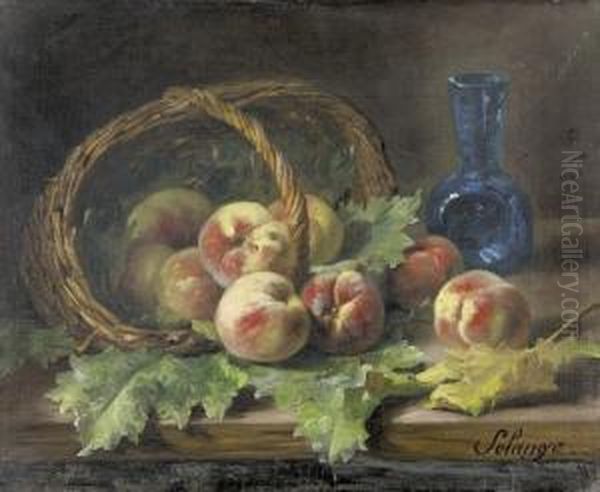 Stillleben Mit Pfirsichen In Weidekorb Und Blauer Vase. - view 1