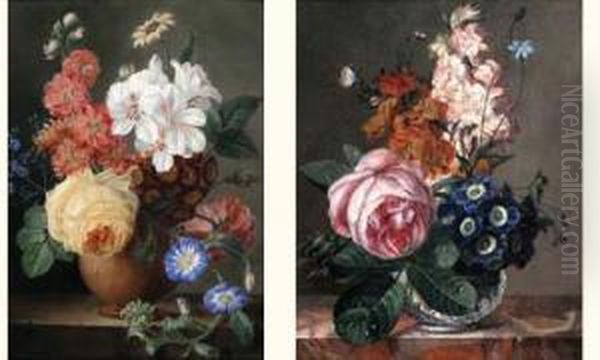 1 - Vase De Fleurs Avec Rose Et Bleuets Sur Un Entablement
2 - Vase De Fleurs Avec Une Rose Jaune Et Des Paquerettes Sur Un Entablement - view 1