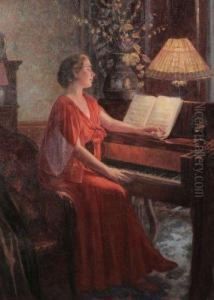 Femme Au Piano