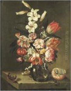 Bouquet De Fleurs Et Coquillage Sur Un Entablement