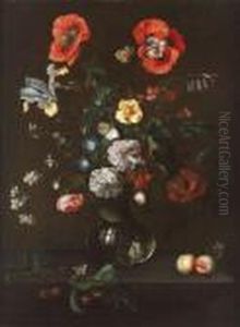 Bouquet De Fleurs Dans Un Verre Sur Un Entablement