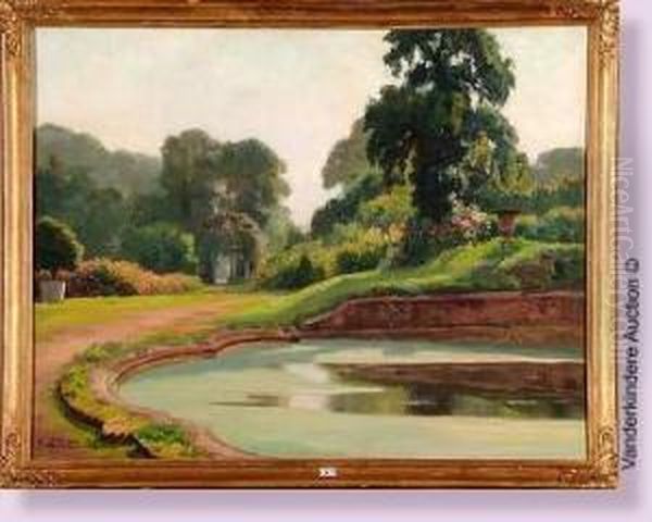 Bassin Dans Un Parc - view 1