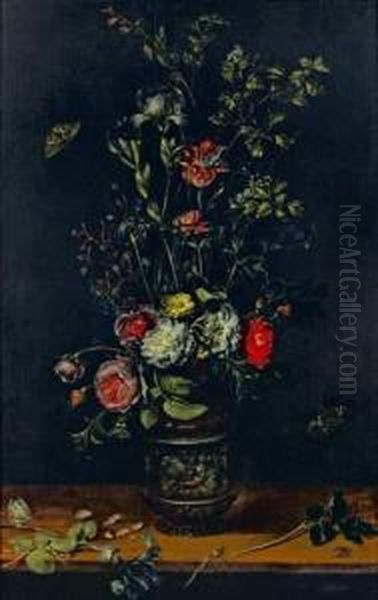 Nature Morte Au Vase De Fleurs Dans Un Vase Sculpte Animee De Papillons Et De Libellules - view 1
