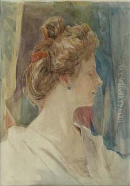 Femme De Profil - view 1