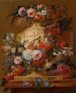 Ein Paar Blumenstilllebenin Skulptierten Steinvasen