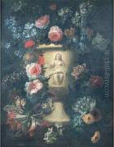 Guirlande De Fleurs Entourant Un Vase