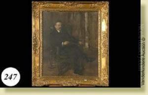 Homme Assis Au Cigare