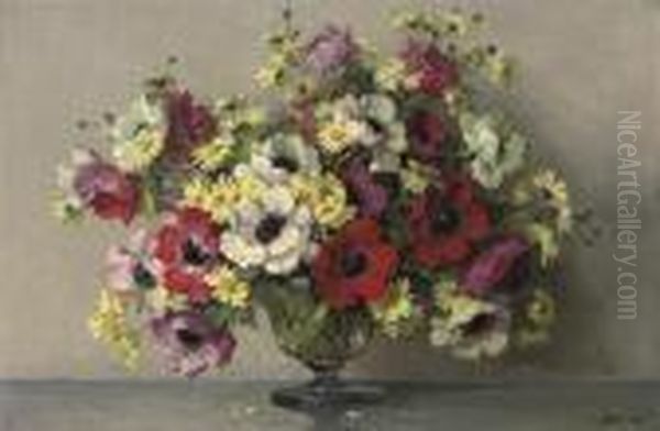 Poppies And Daisies In A Glass Vase - view 1