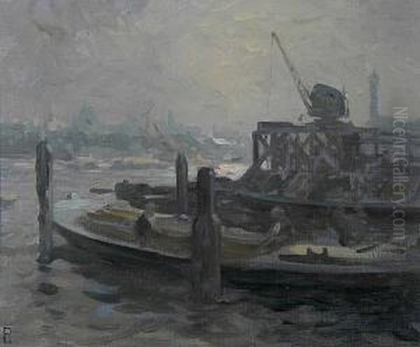 Pool Of London - view 1