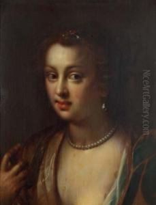 Jeune Femme En Buste Au Collier De Perles