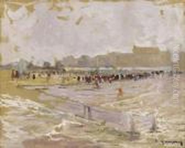 Plage Animee A Newport, Belgique, Circa 1935 - view 1