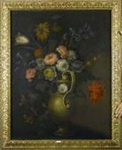 Grosser Blumenstrauss In Einer Vase.