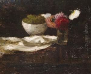 Csendelet Szolovel Es Feher Kendovel, 1930 Korul Csendelet Szolovel Es Feher Kendovel, 1930 Korul