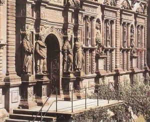 Facade of the Otto Heinrich Wing