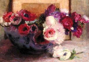 Anemonies in a blue and white bowl