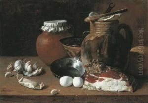 Des Gousses D'ail, Des Oeufs, Du Jambon, Une Poele Et Des Jarres Sur Une Table