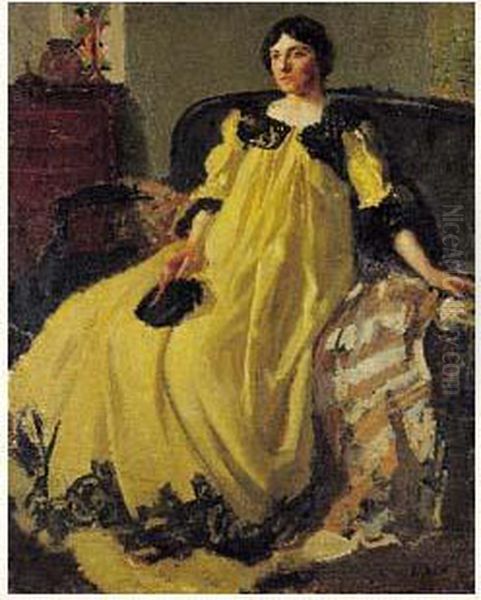 Elegante A La Robe Jaune, Circa 1910 - view 1
