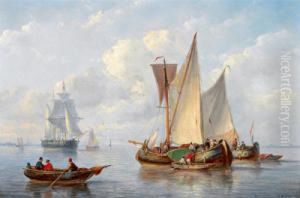 Fischkutter Und Ein Ruderboot In Kustennahe