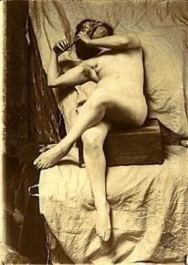 Ensemble De Quatre Photographies Montees Sur Carton, Vers 1890