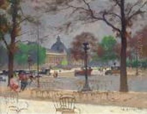 Avenue Des Champs Elysees Et Le Petit Palais
