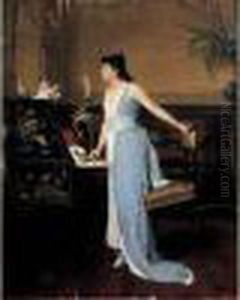 Femme Debout Devant Son Piano Femme Debout Devant Son Piano
