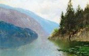 Gebirgige Fluslandschaft