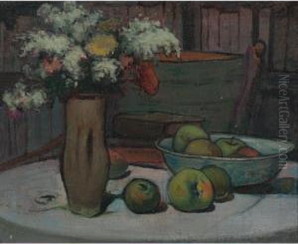 Fleurs Et Pommes Sur La Table Ronde - view 1