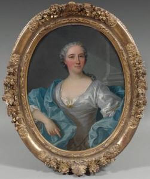 Portrait De Femme En Robe Grise - view 1