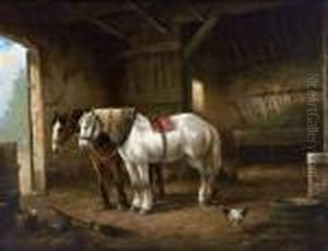 Stallinterieur Mit Zwei Arbeitspferden