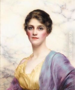 An Emerald-eyed Beauty