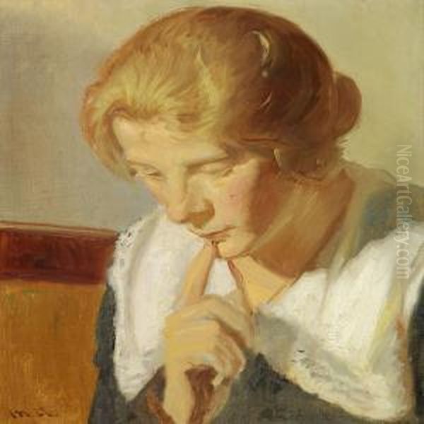Engel Saxild Is Playing Chess - view 1