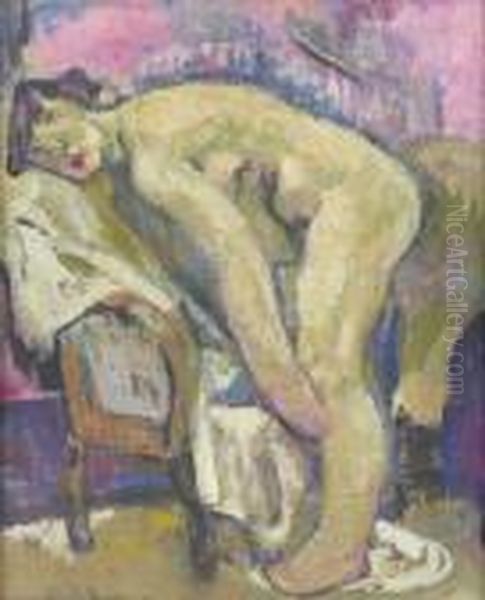 Femme Inclinee En Avant - view 1
