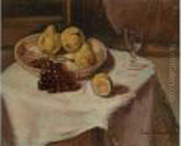 Corbeille De Fruits Sur Une Table - view 1