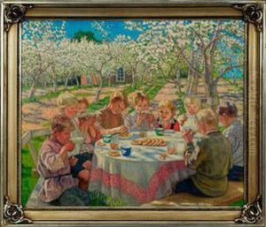 Kindergruppe Im Garten Mit Bluhenden Apfelbaumen