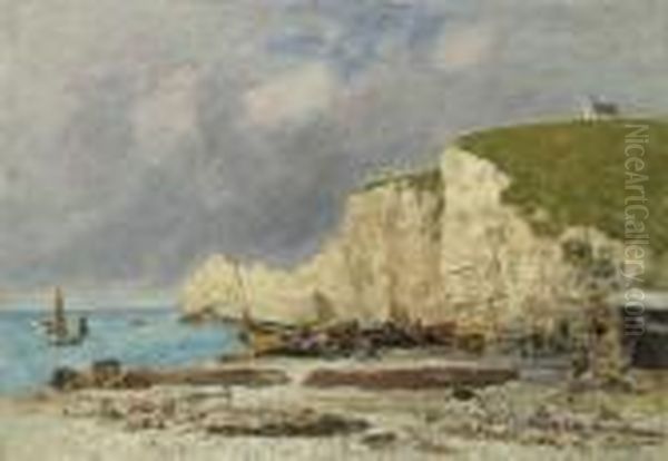 Etretat. Barques Echouees Et Falaise D'amont - view 1