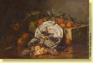 Composition Au Plat De Delft Et Fruits