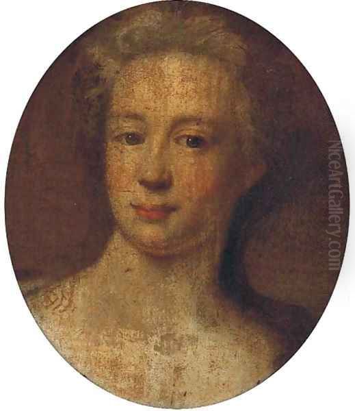 Portrait of a lady, head-and-shoulders, oval - view 1