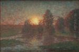 Solnedgang Over Tviberga Trask