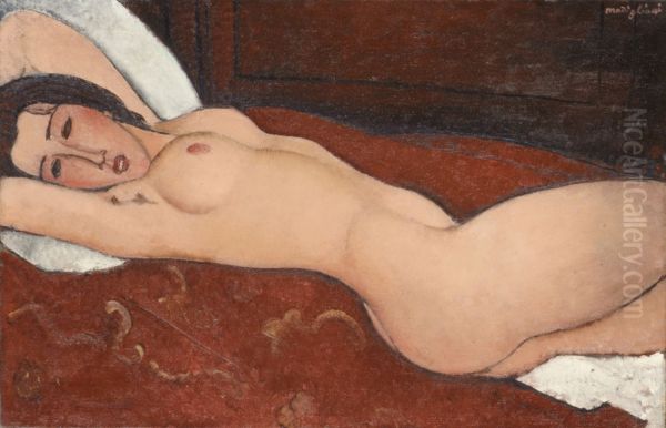 Recumbent act with arms crossed behind the head - view 1