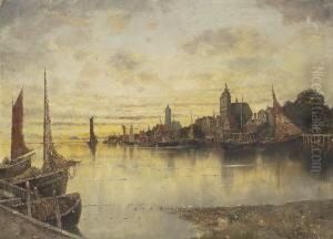 Blick Auf Eine Hafenstadt An Der
 Ostsee.