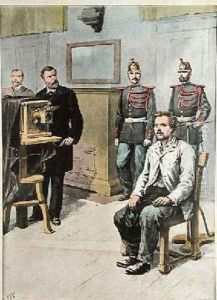 Professor Bertillon photographing Georges Henri Sautton, murderer of Louis Martin at Choisy-le-Roi illustration from Le Petit Journal May 1899 Professor Bertillon photographing Georges Henri Sautton, murderer of Louis Martin at Choisy-le-Roi illustration from Le Petit Journal May 1899