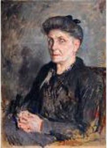< Portrait De Dame Les Mains Croisees
