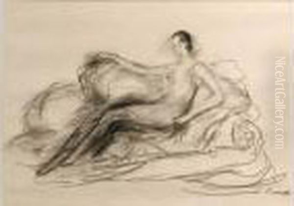 Jeune Femme Assise Sur Un Sofa - view 1