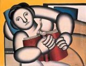 Femme Tenant Un Livre