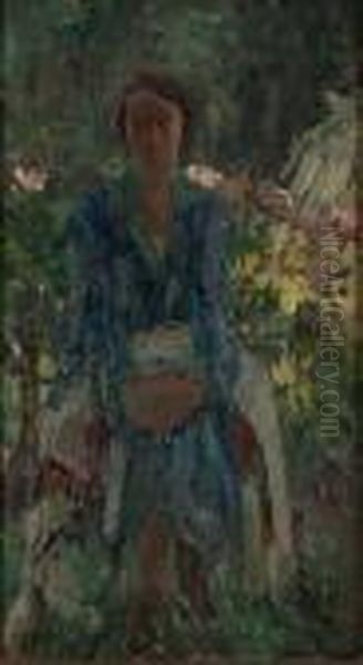 Figura All'aperto In Grigio - view 1
