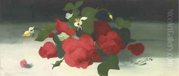 Red roses - view 1