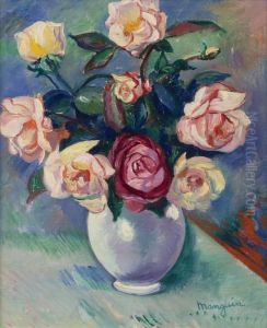 Bouquet De Roses Dans Un Vase Blanc Bouquet De Roses Dans Un Vase Blanc