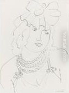 Femme Aux Colliers