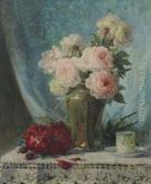 Bouquet De Roses Avec Une Tasse De Sevres - view 1