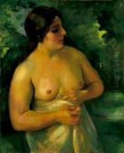 Femme Au Buste Denudee Femme Au Buste Denudee